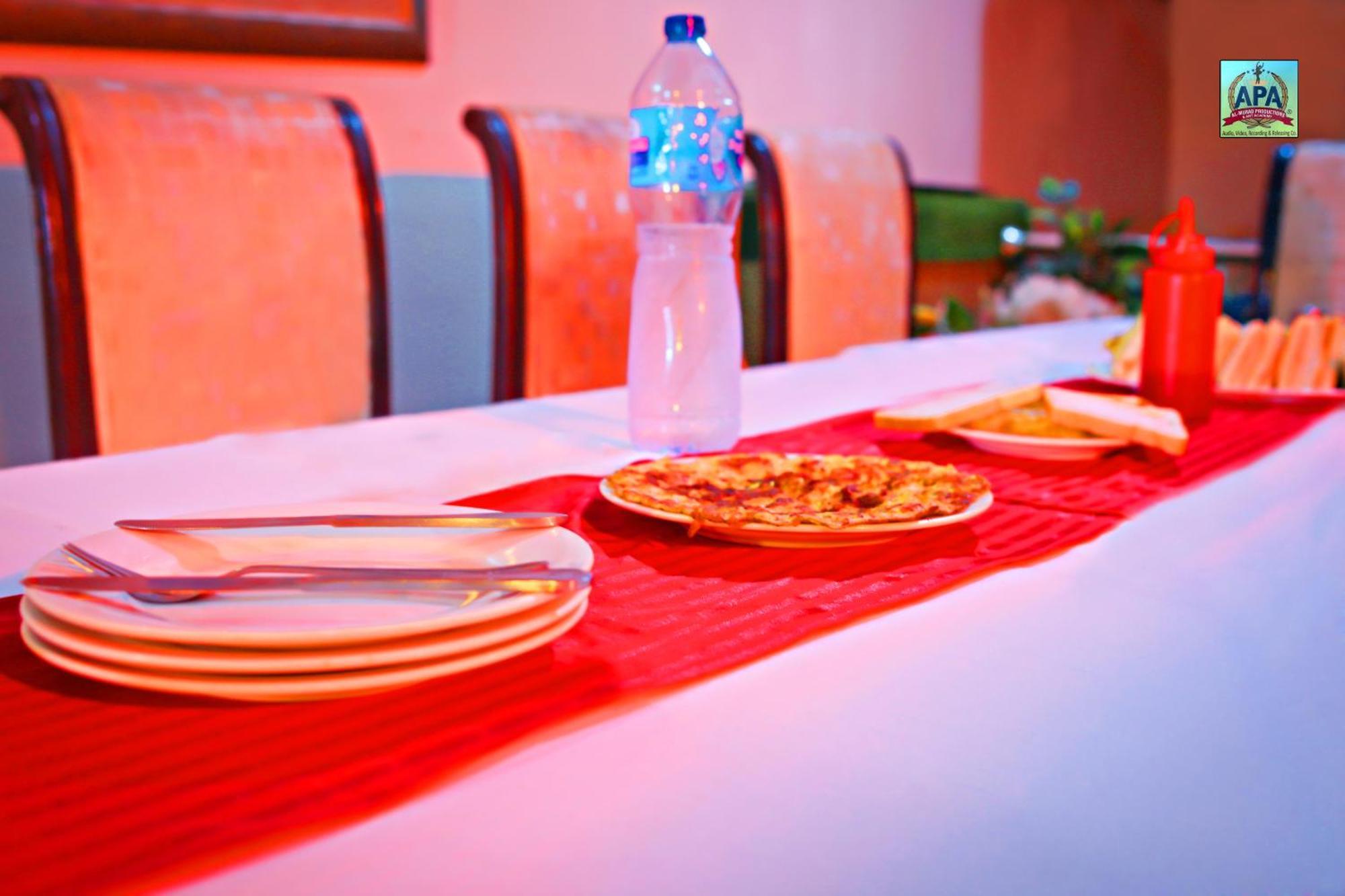 Quick Continental Hotel - Jail Road Lahore Eksteriør bilde