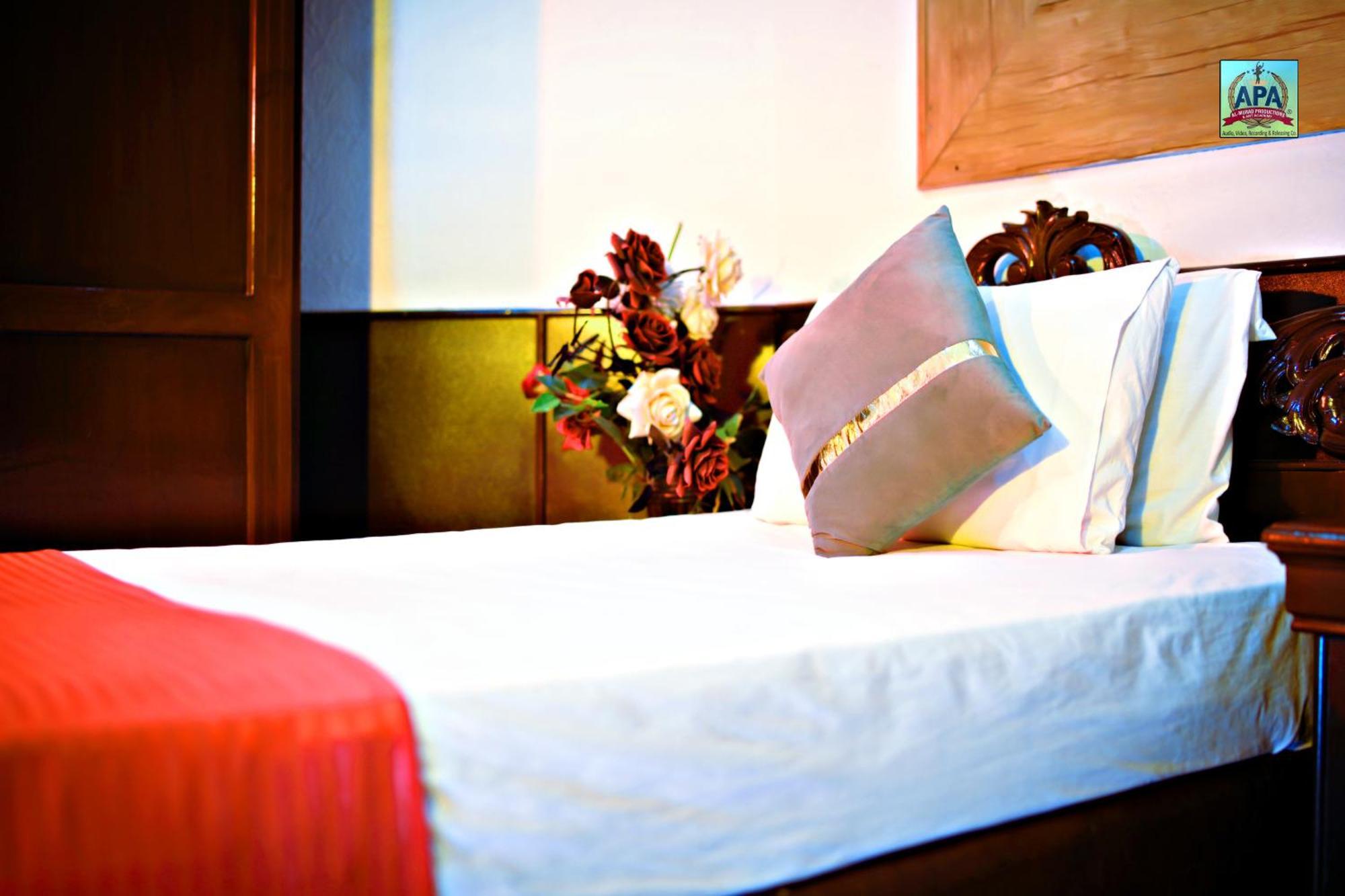 Quick Continental Hotel - Jail Road Lahore Eksteriør bilde