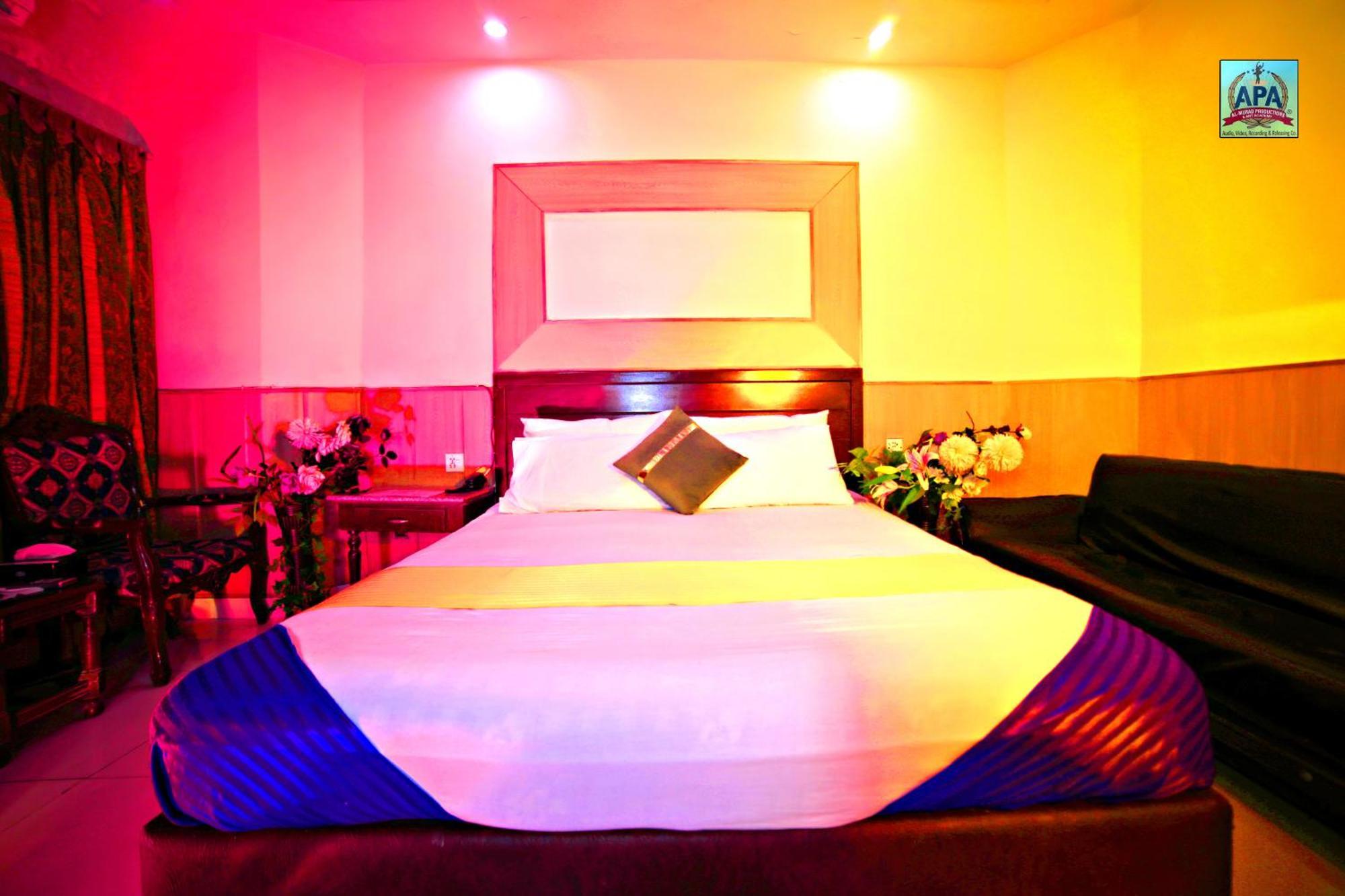 Quick Continental Hotel - Jail Road Lahore Eksteriør bilde